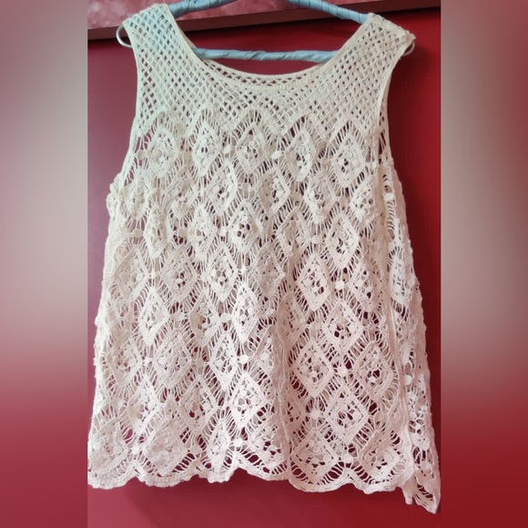 Tops - White croshet Top